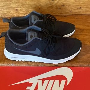 Nike Air Max Thea Sneakers